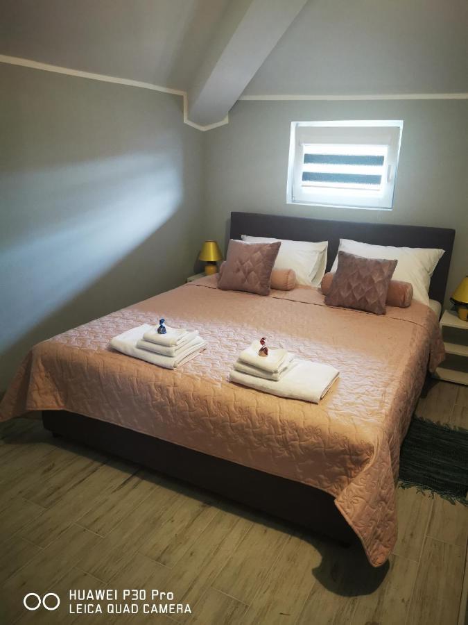 Kod Dzimija Bed & Breakfast Golubac Exterior photo