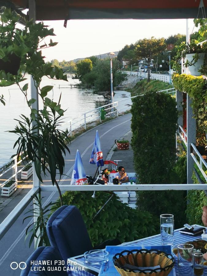 Kod Dzimija Bed & Breakfast Golubac Exterior photo
